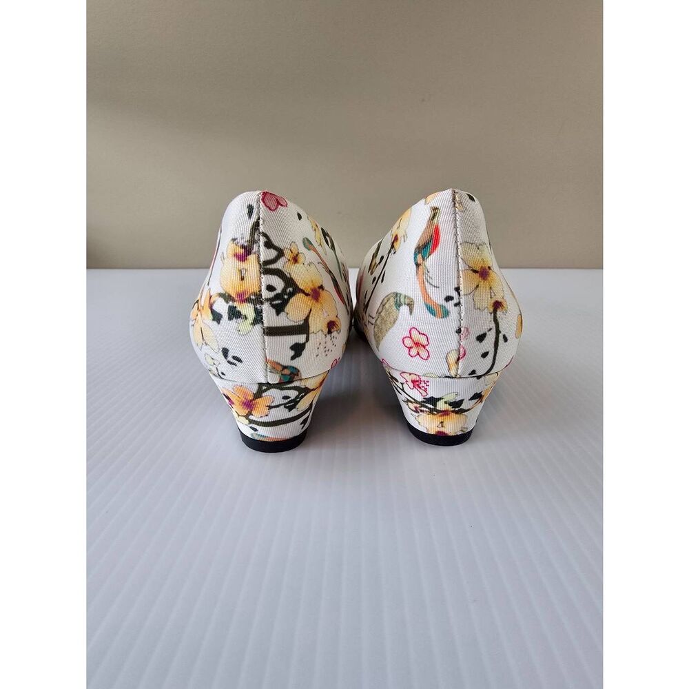 Soft Style Hush Puppies Pumps Floral Sz 7 - Picture 4 of 8